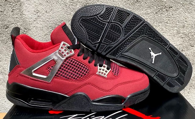 Air Jordan 4 Retro Red Silver